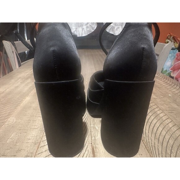 Steve Madden Charlize Women's Satin Platform Chunky Block Heel Pumps - Picture 2 of 6